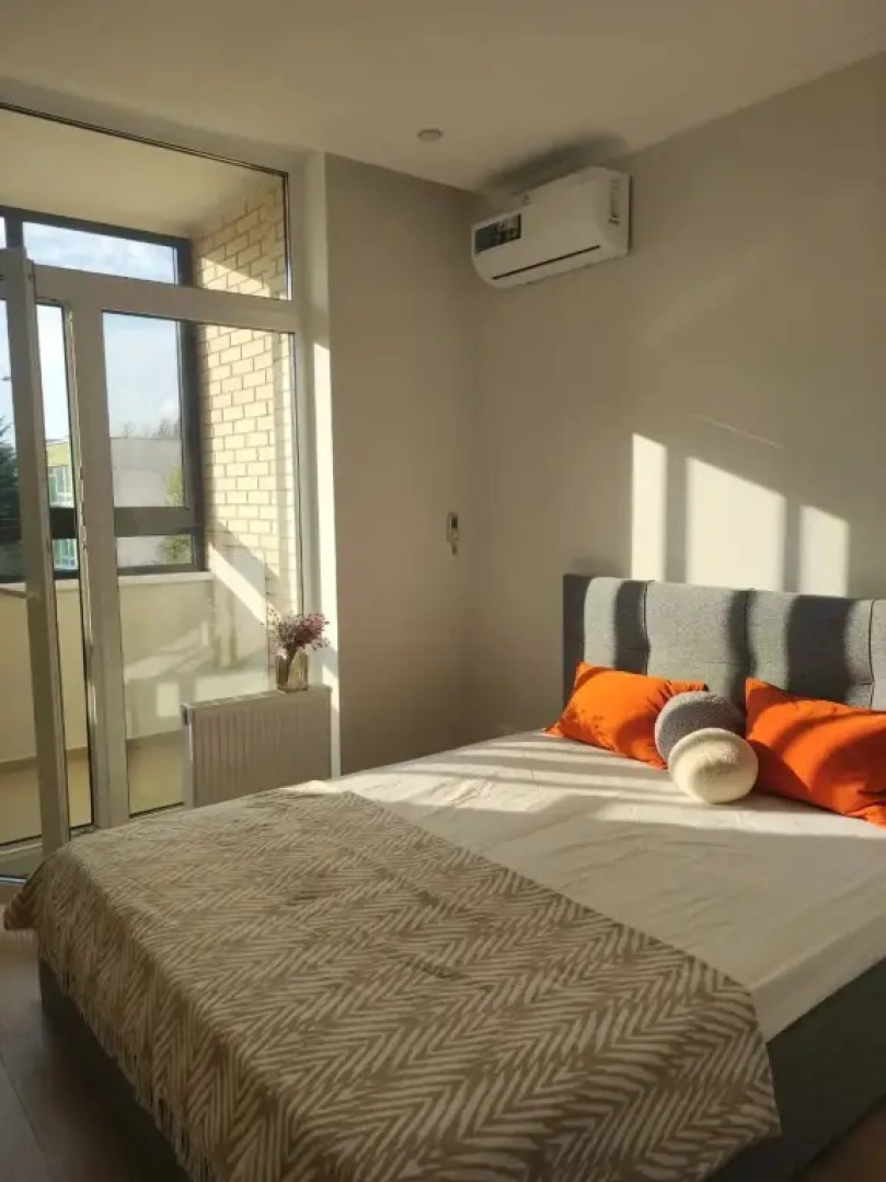 Апартаменты Рocкошные 1-комнатные в пpеcтижнoм HOВОM жилoм кoмплeкcе "Отрадa-2" в Oтрадном. Евpодвушка.