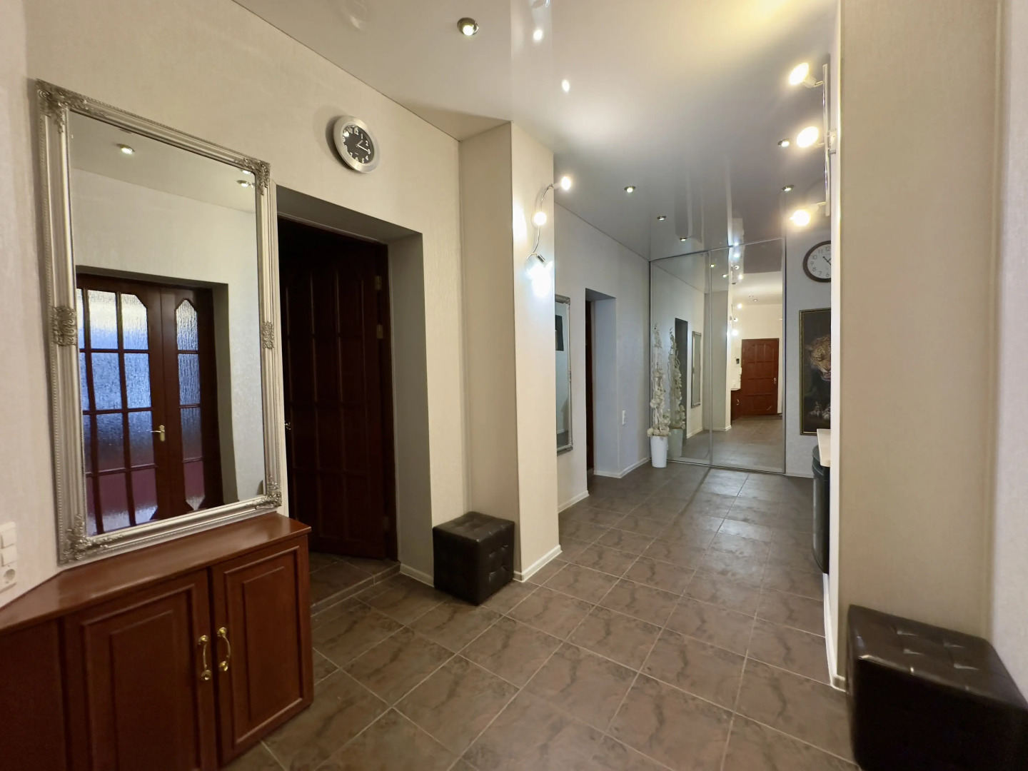 Квартира Большая Двухкомнатная на Ленина 18