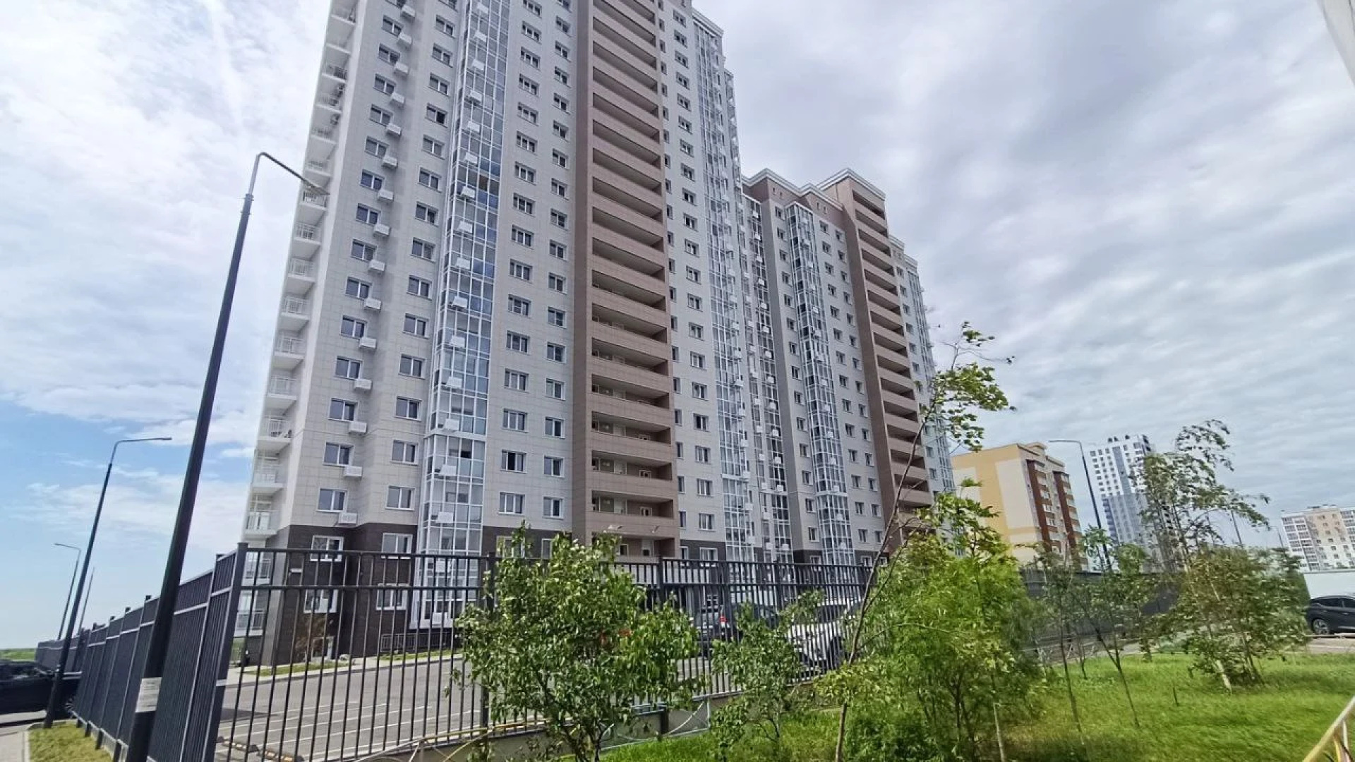 Квартира дизайнерская Renta27 в ЖК Riverdаy