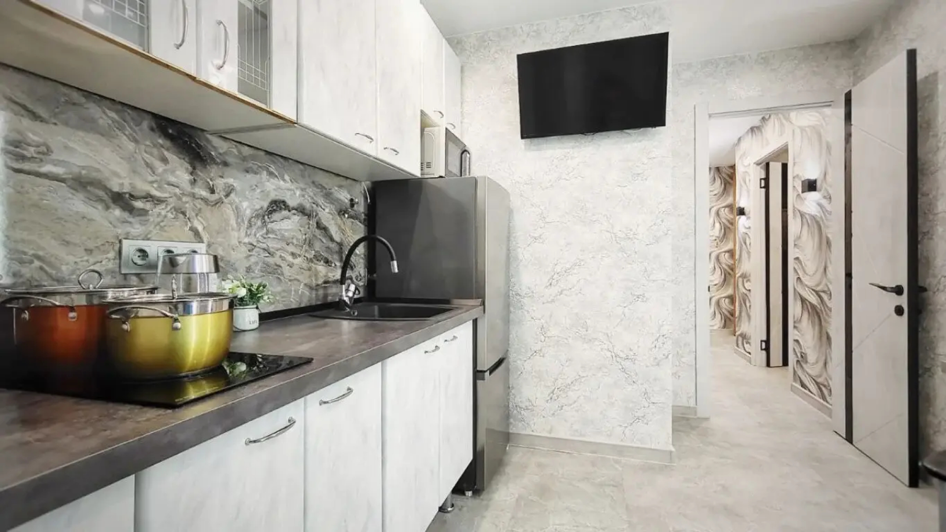 Квартира дизайнерская Renta27 в самом сердце города