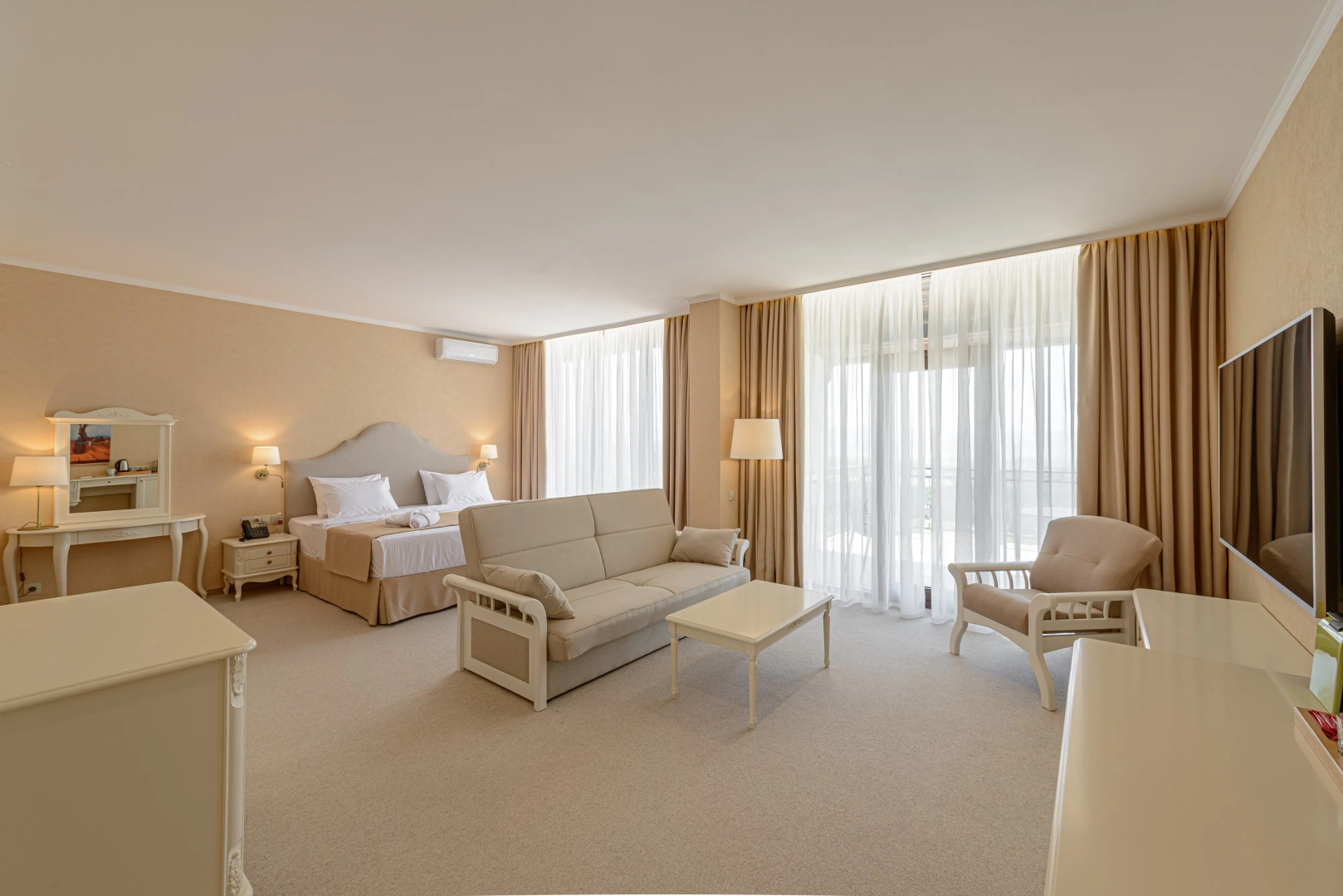 Отель Шато Пино