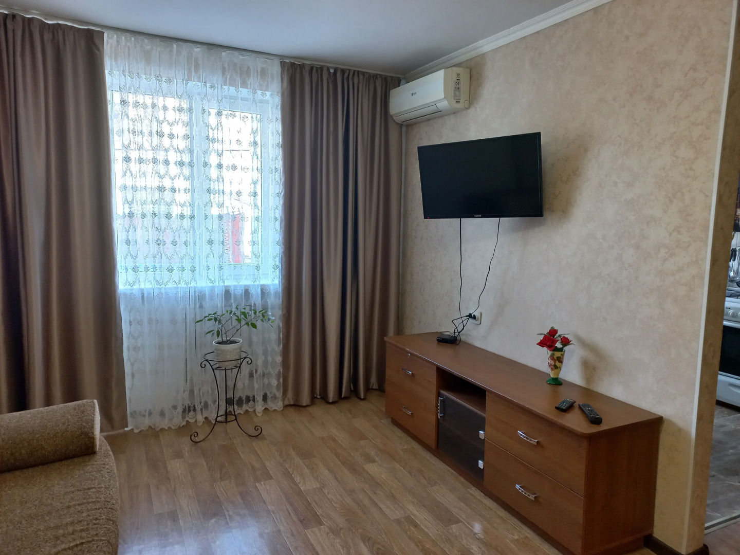 Апартаменты на улице Академика Крылова 7