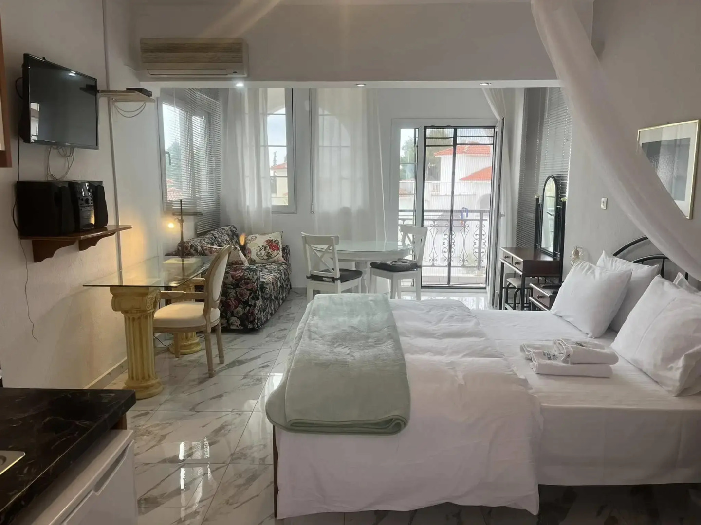 Вилла Askamnia Resort