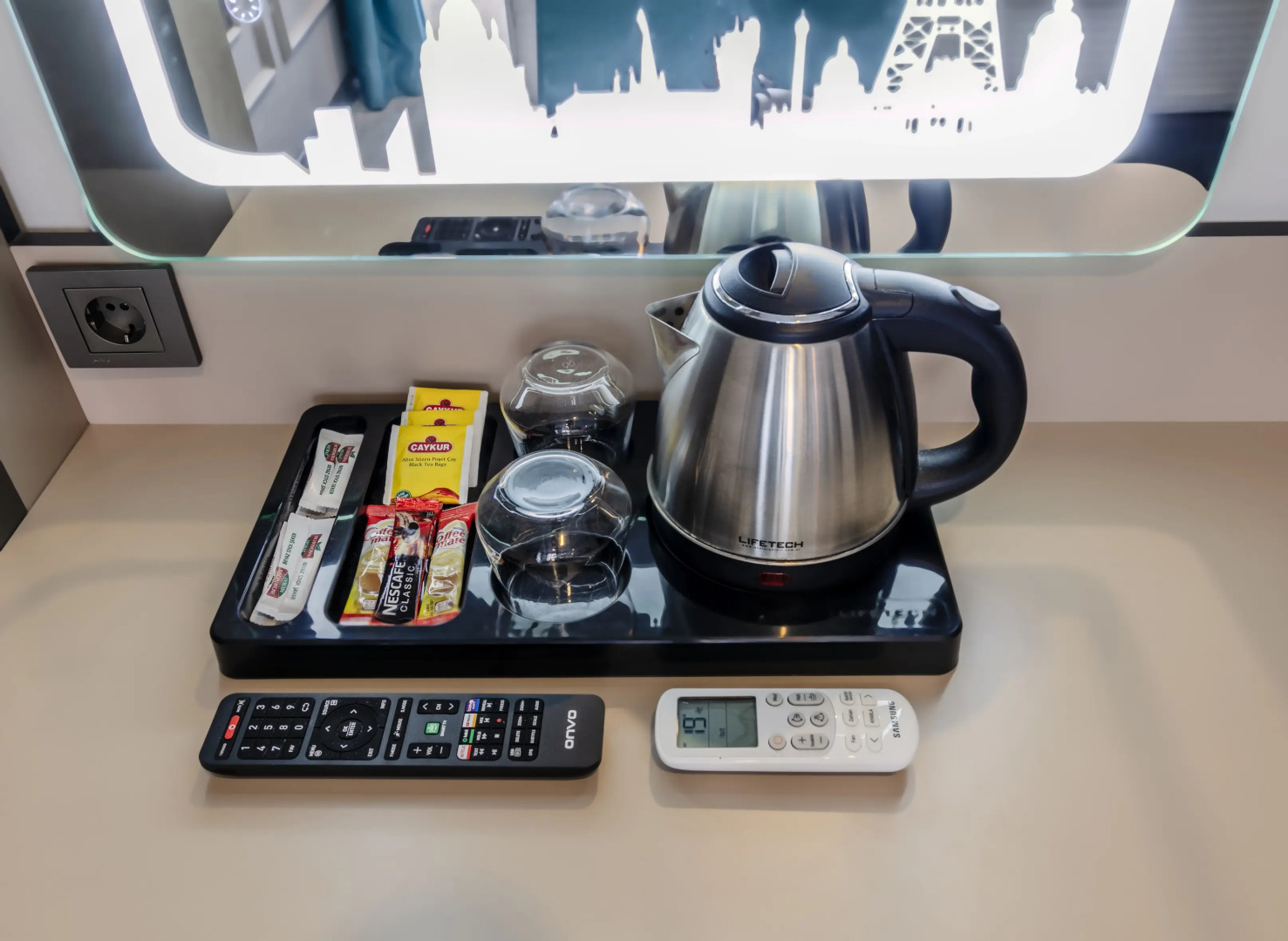 Отель Solin Airport Hotel