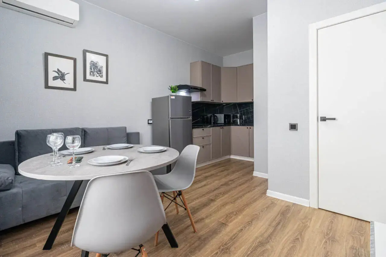 Апартаменты Уютные 1-ком в ЖК Фонтаны