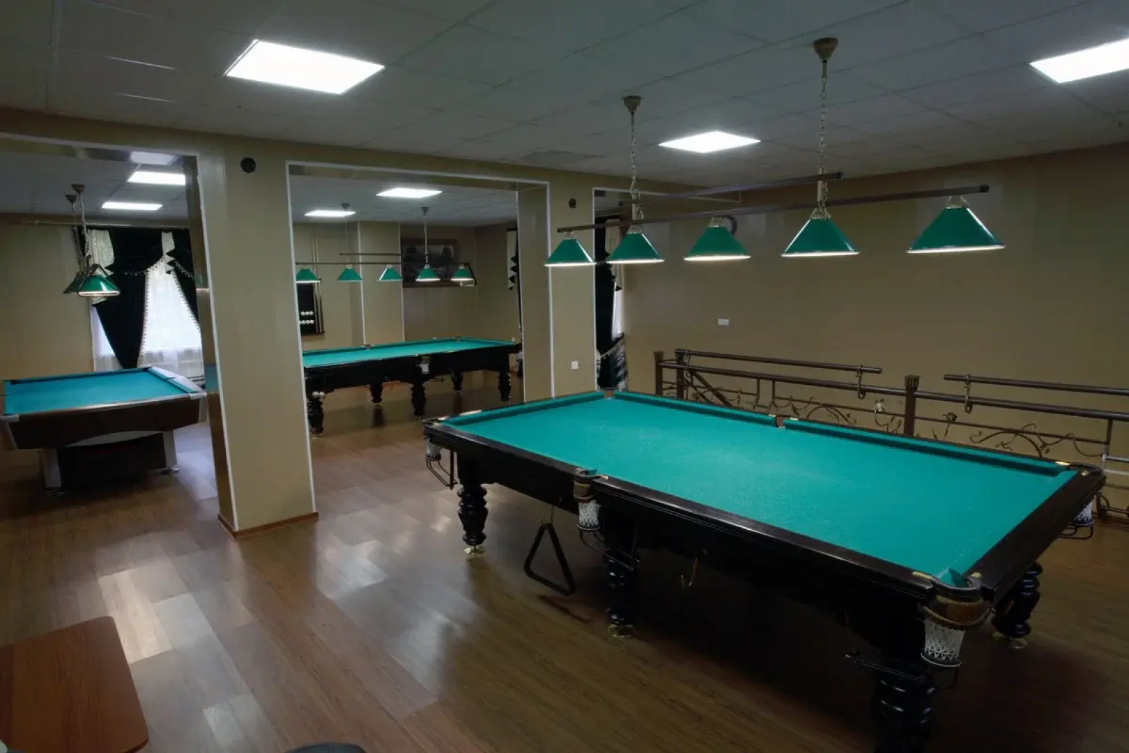 Отель Поворот