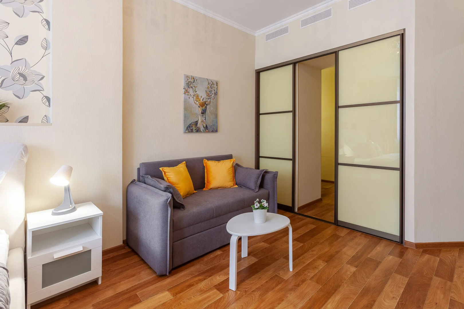 Апартаменты  RentPlaza на Улице Революционной-Центр