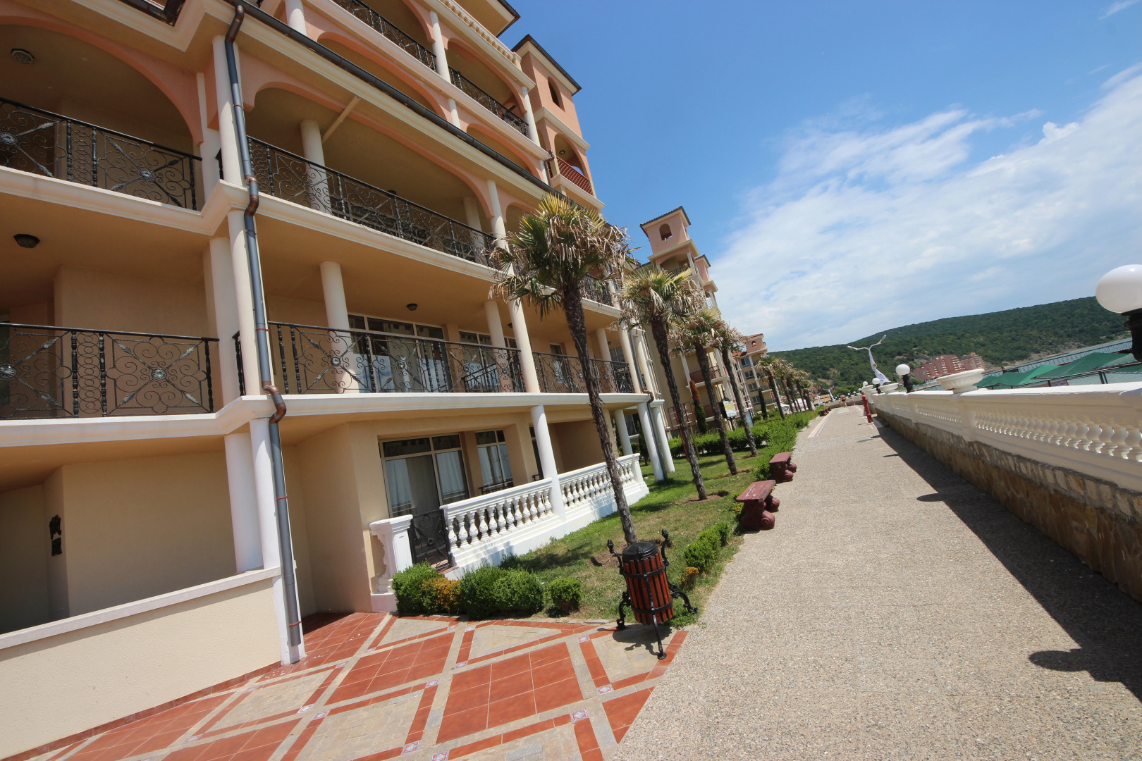 Апартаменты Menada Atrium