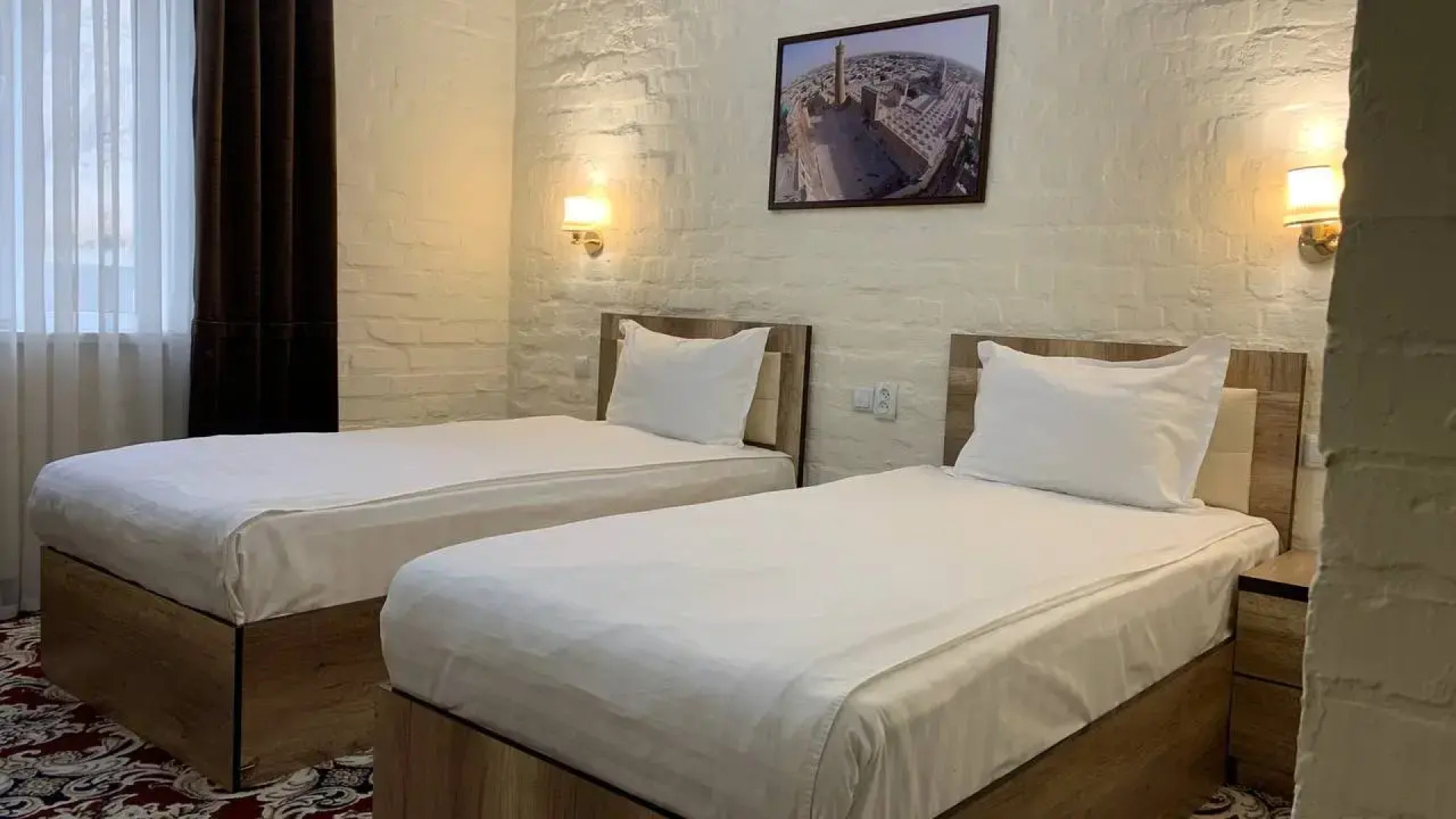 Отель Orient Grand