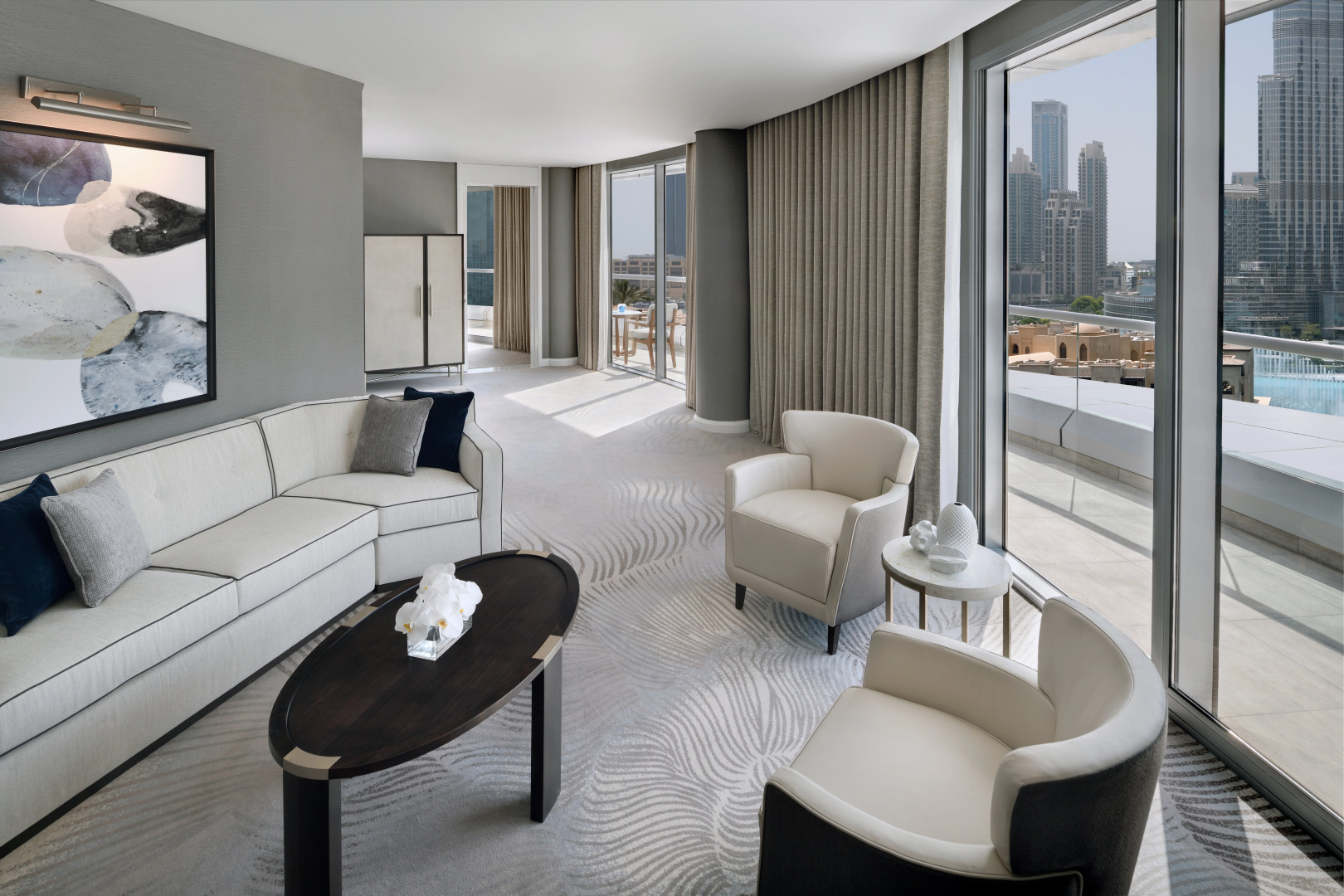 Отель Address Downtown