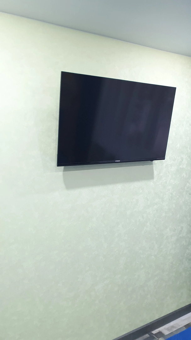 Квартира-студия новая в самом центре города с дизайнерским ремонтом