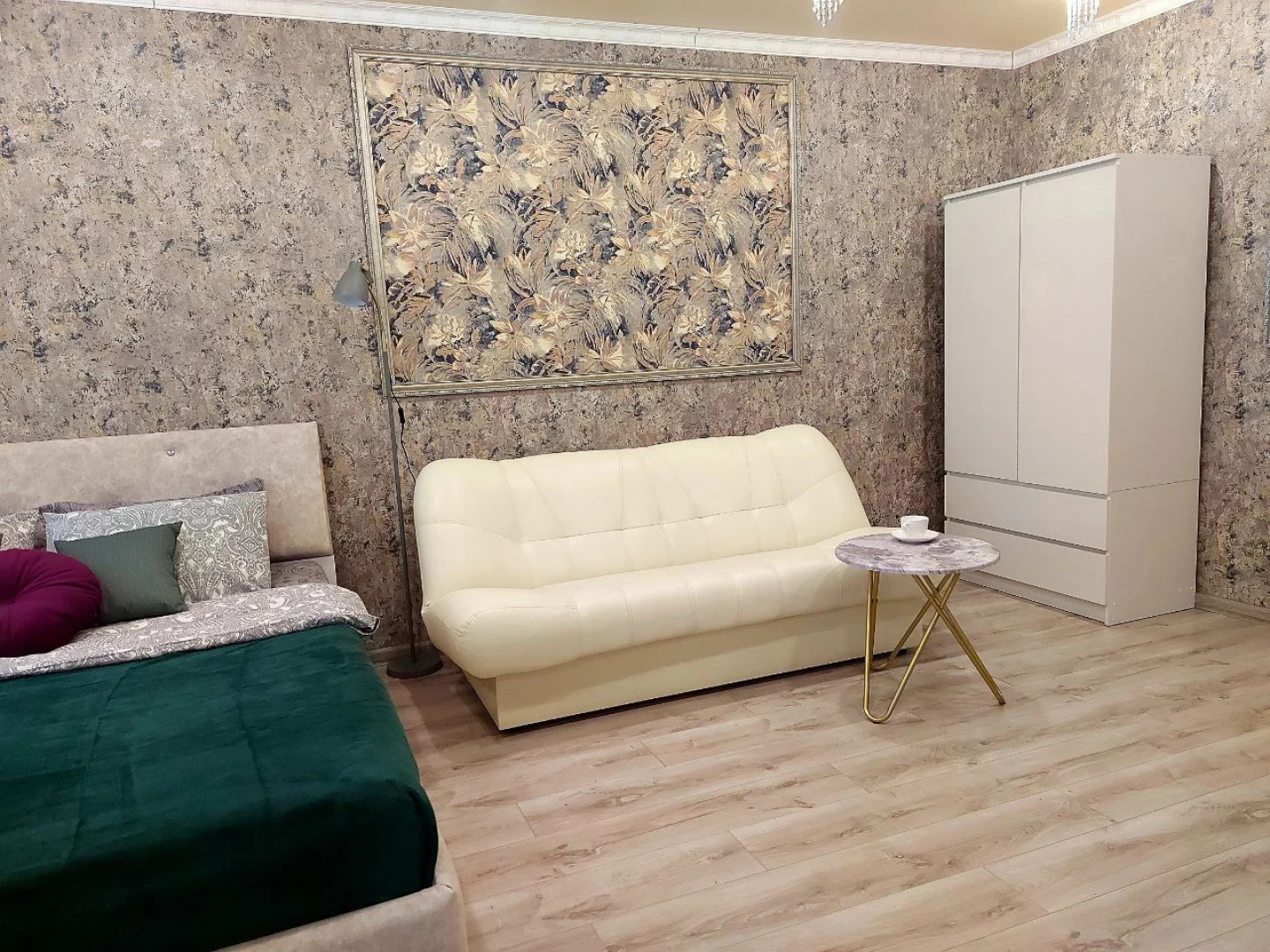 Апартаменты на Трехсвятской