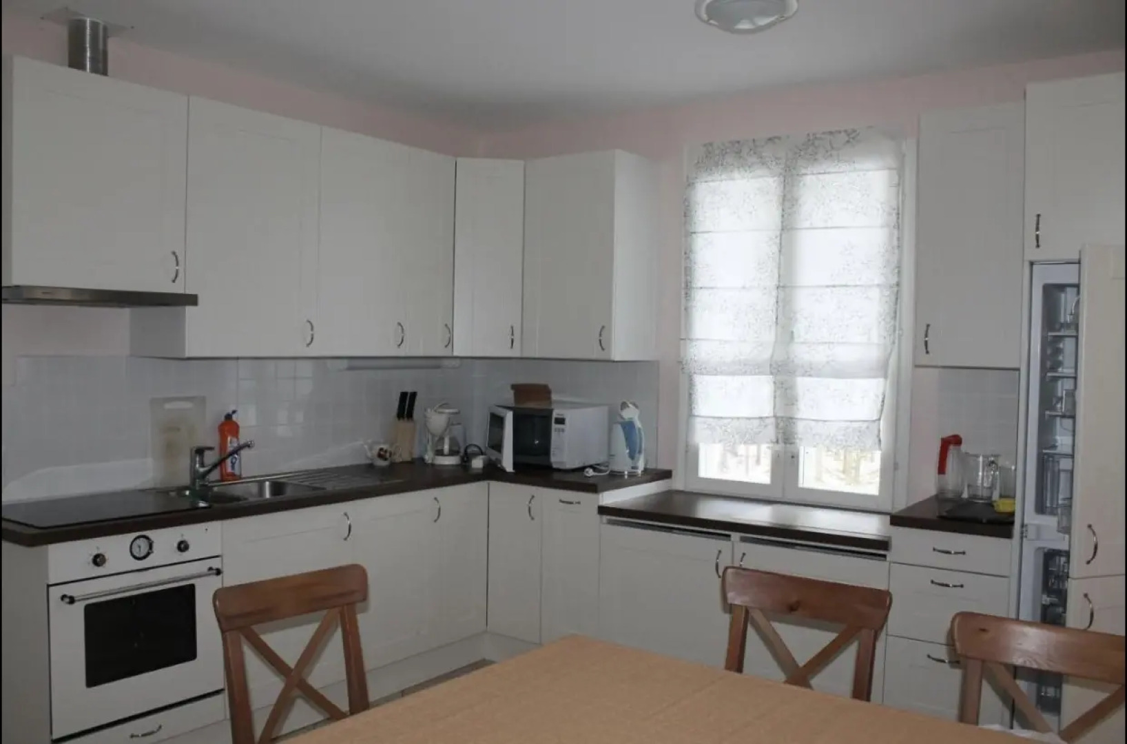 Частный Дом Коттедж с Тремя Спальнями