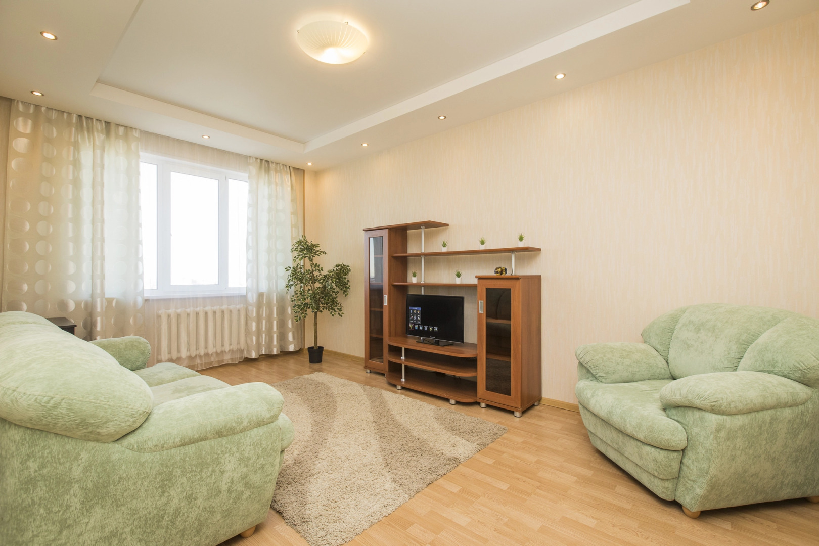 Апартаменты Белинского 11/66-90