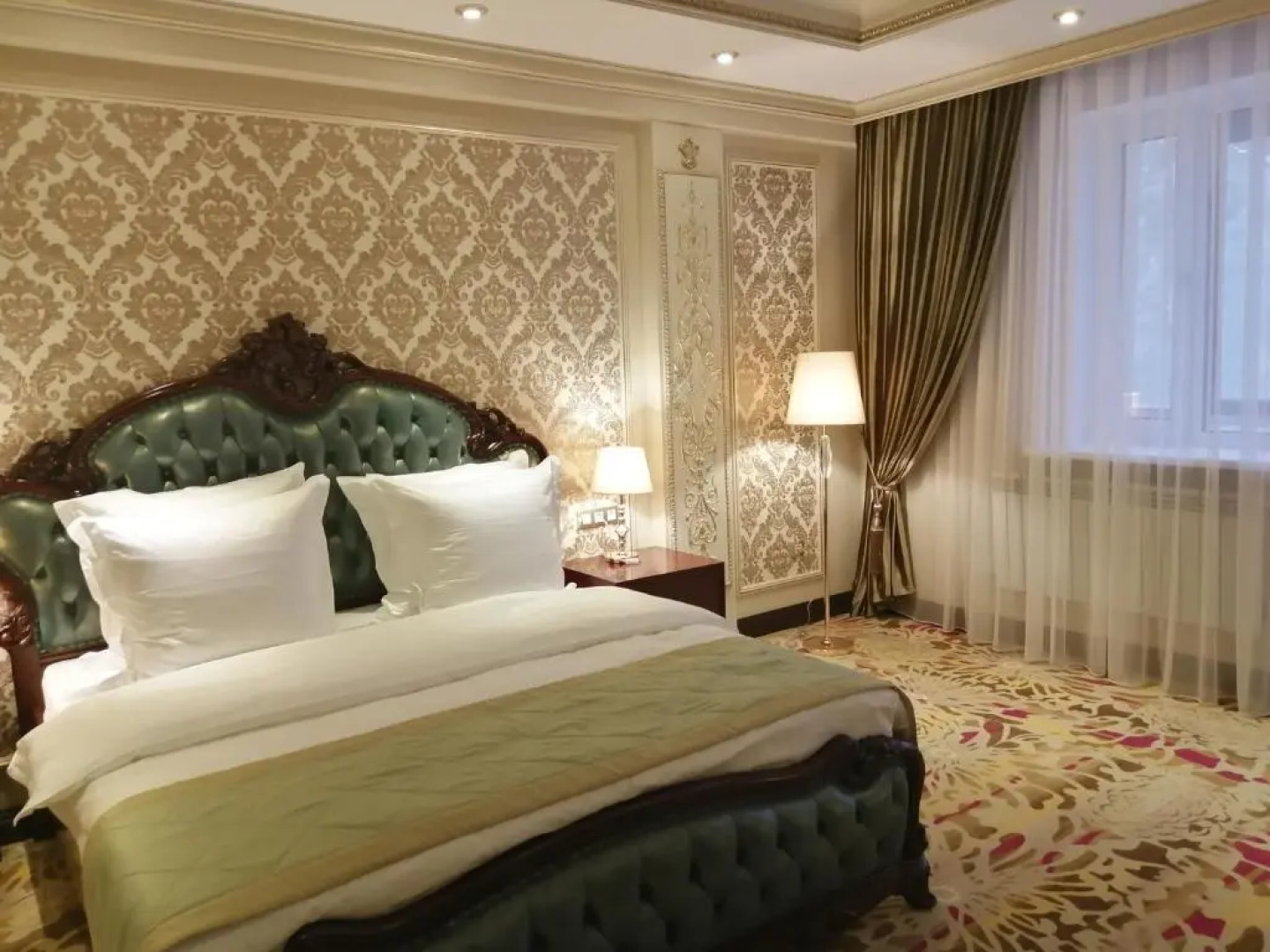 Курортный отель SULTAN PLAZA BOROVOE