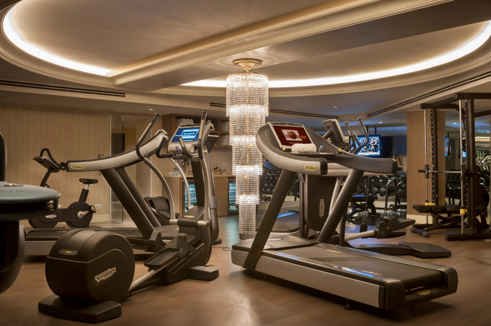 Отель Four Seasons Lion Palace St. Petersburg