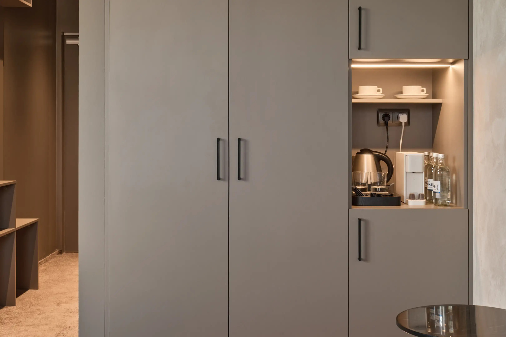 Отель SLIDE Bleisure & MICE