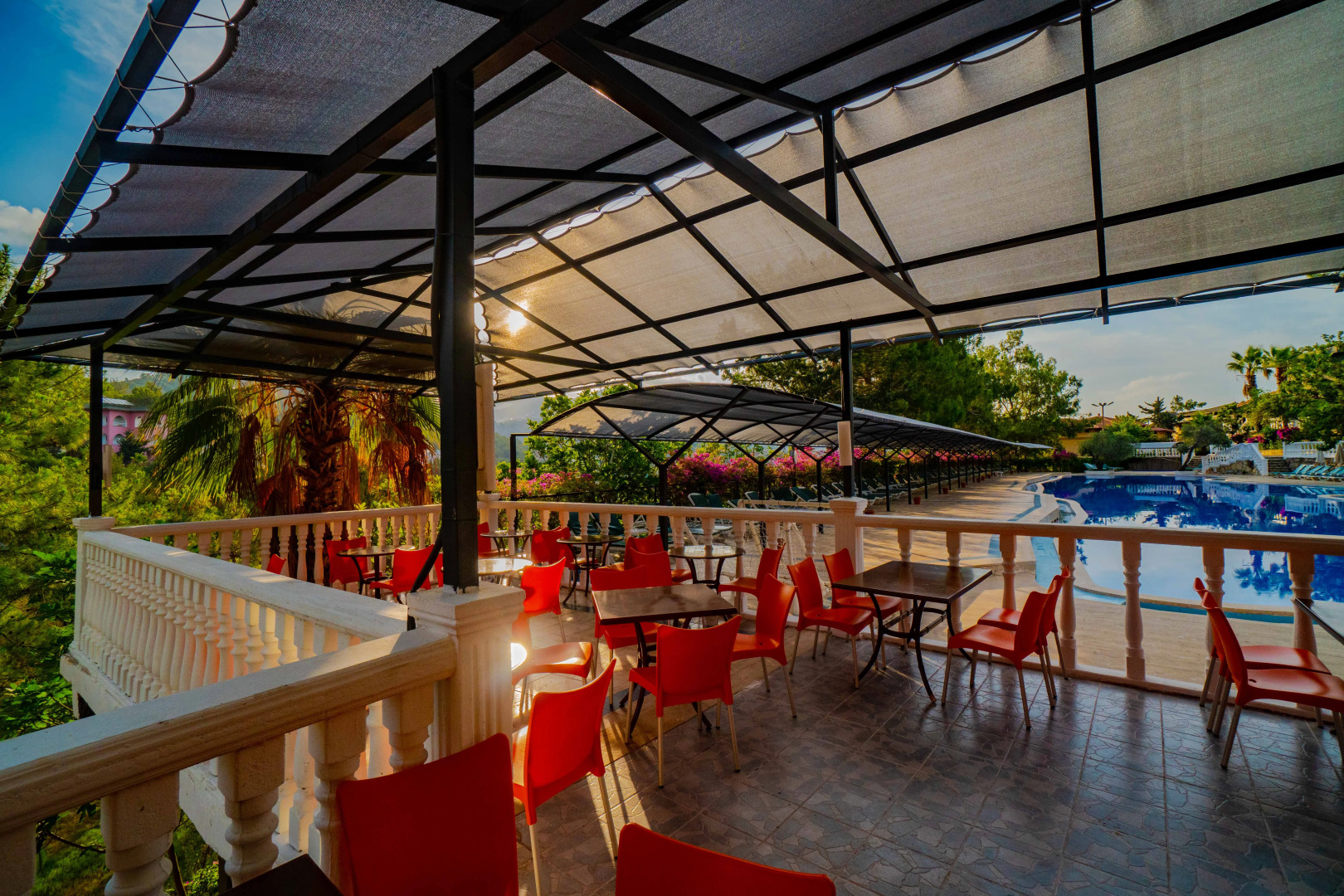 Отель Senza Garden Holiday Club