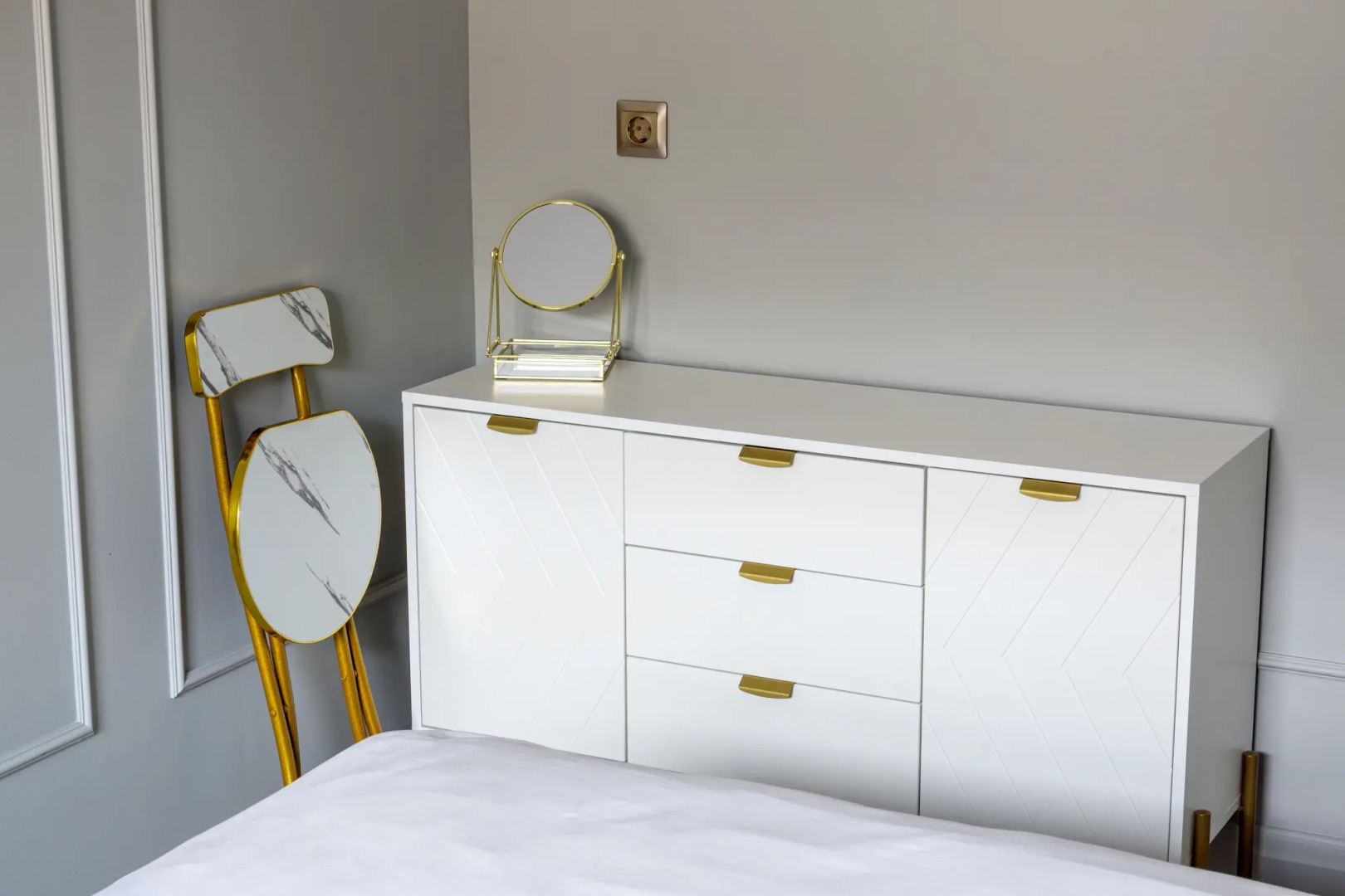 Апартаменты в Доме-Памятнике Дом имени Гоголя в Самом Центре Санкт-Петербурга