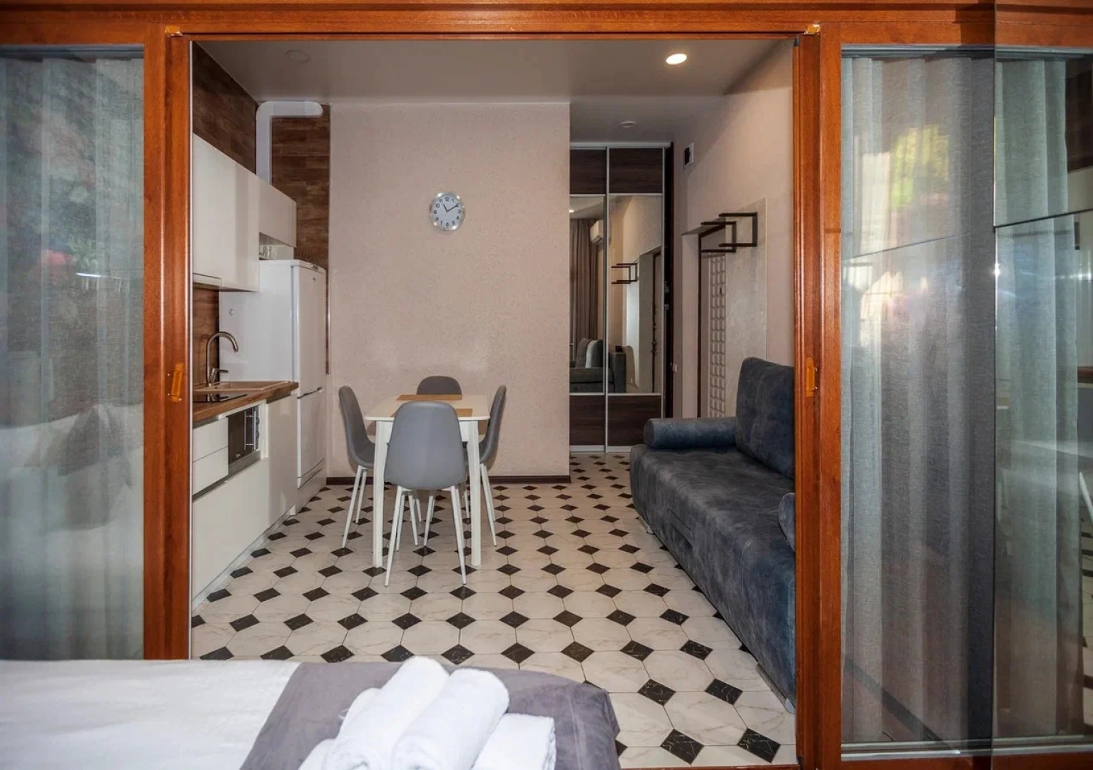 Апартаменты More Rooms на Эстонской 88/11