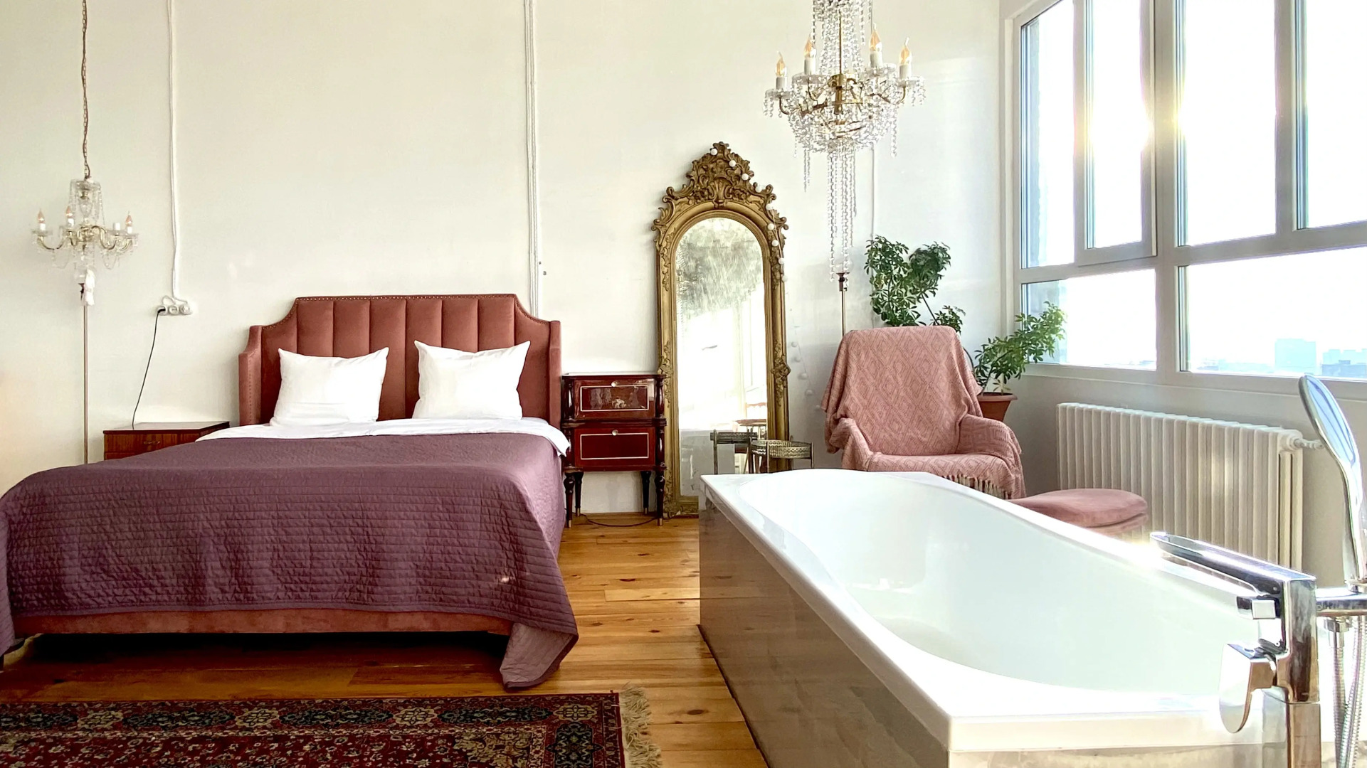 Апартаменты ApartMari Уникальный Люкс с видом на город