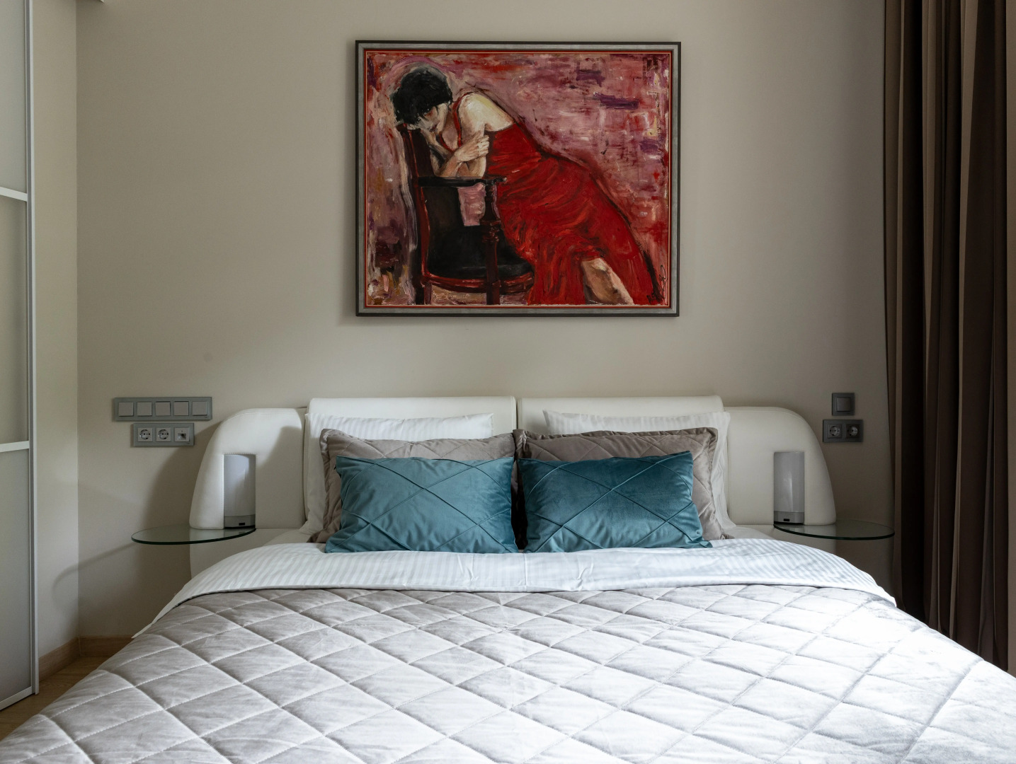 Квартира Видовая уютная на живописной набережной в центре столицы