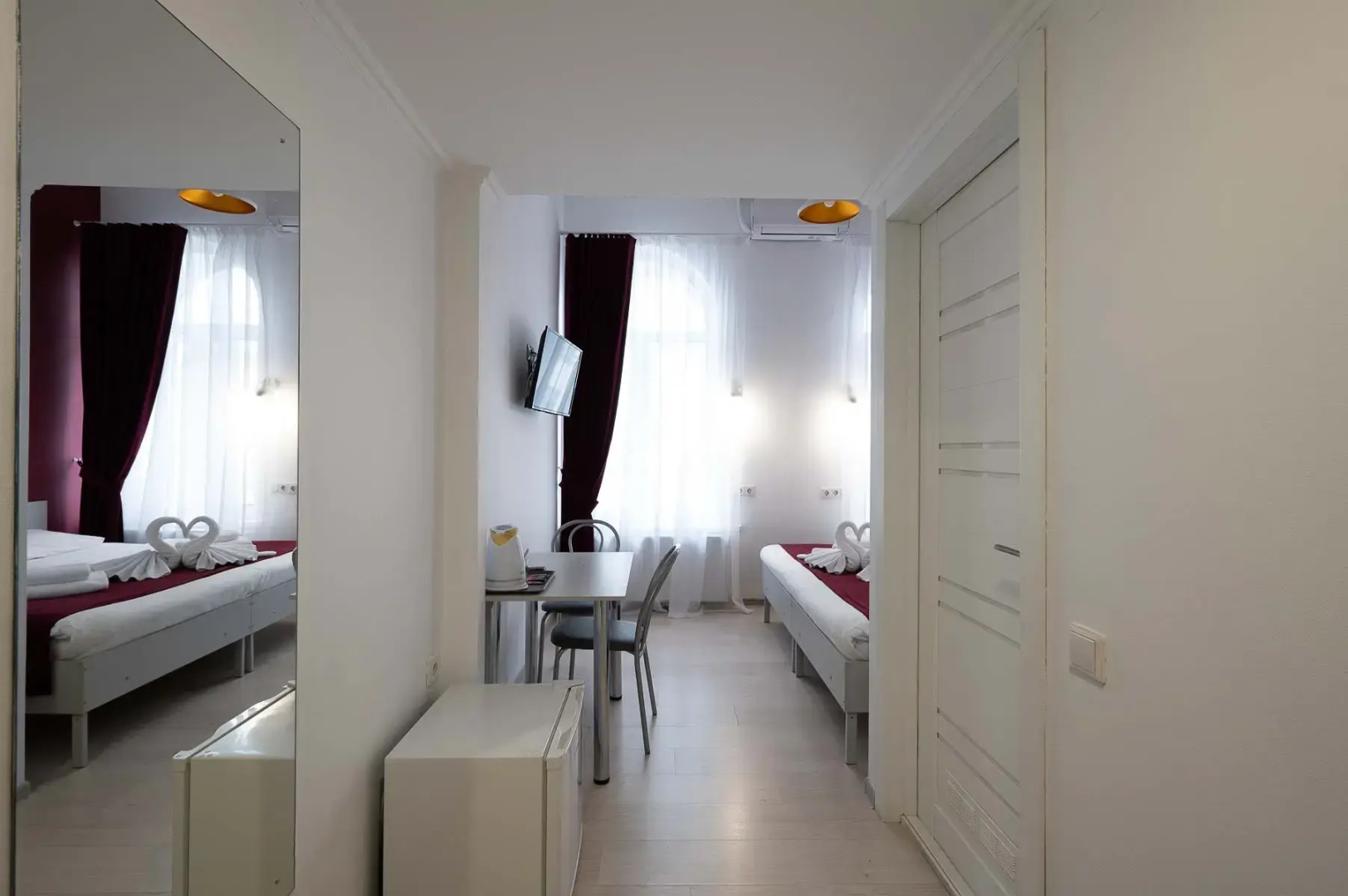 Отель IQHotel