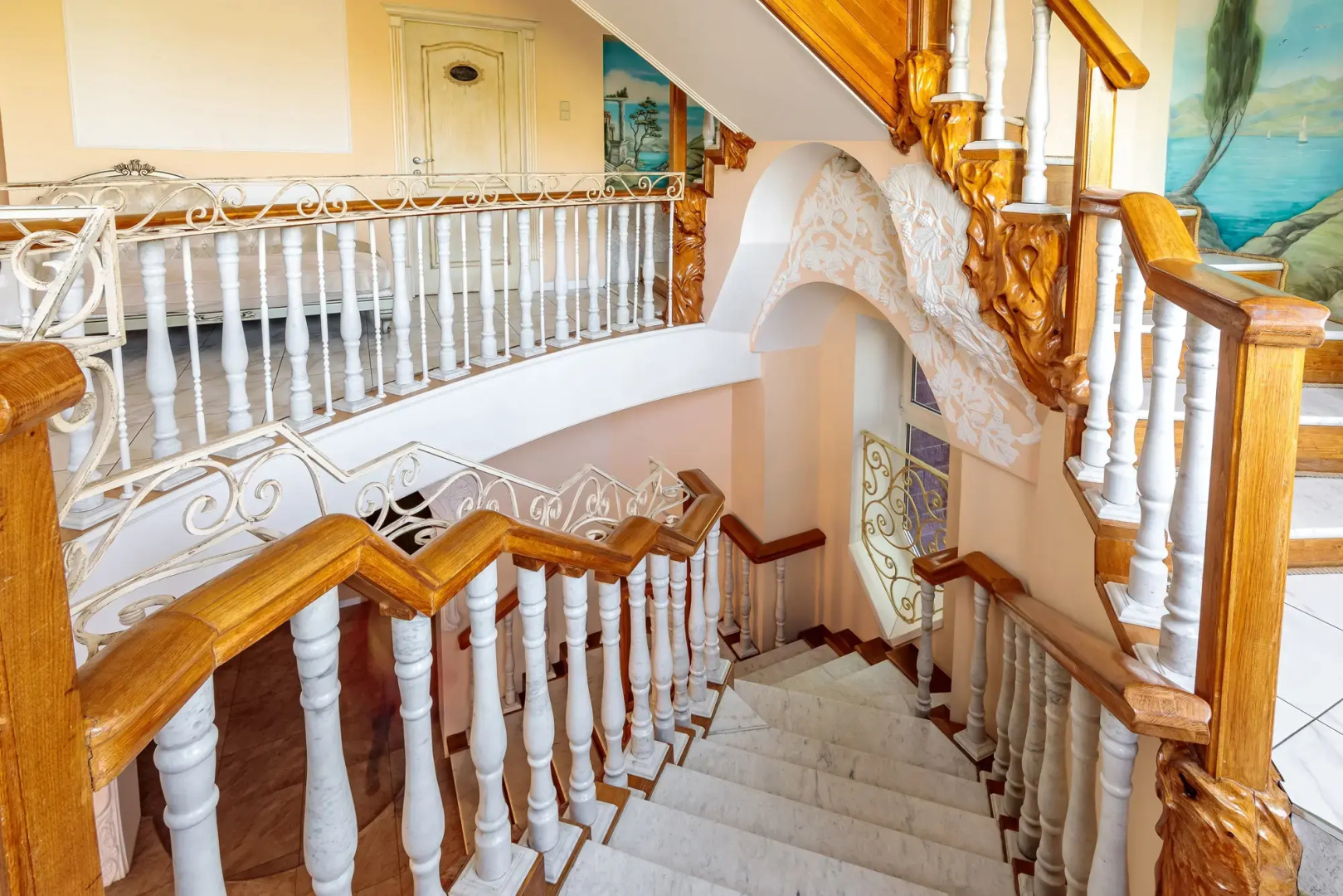 Замок Anstar House Vatutinki