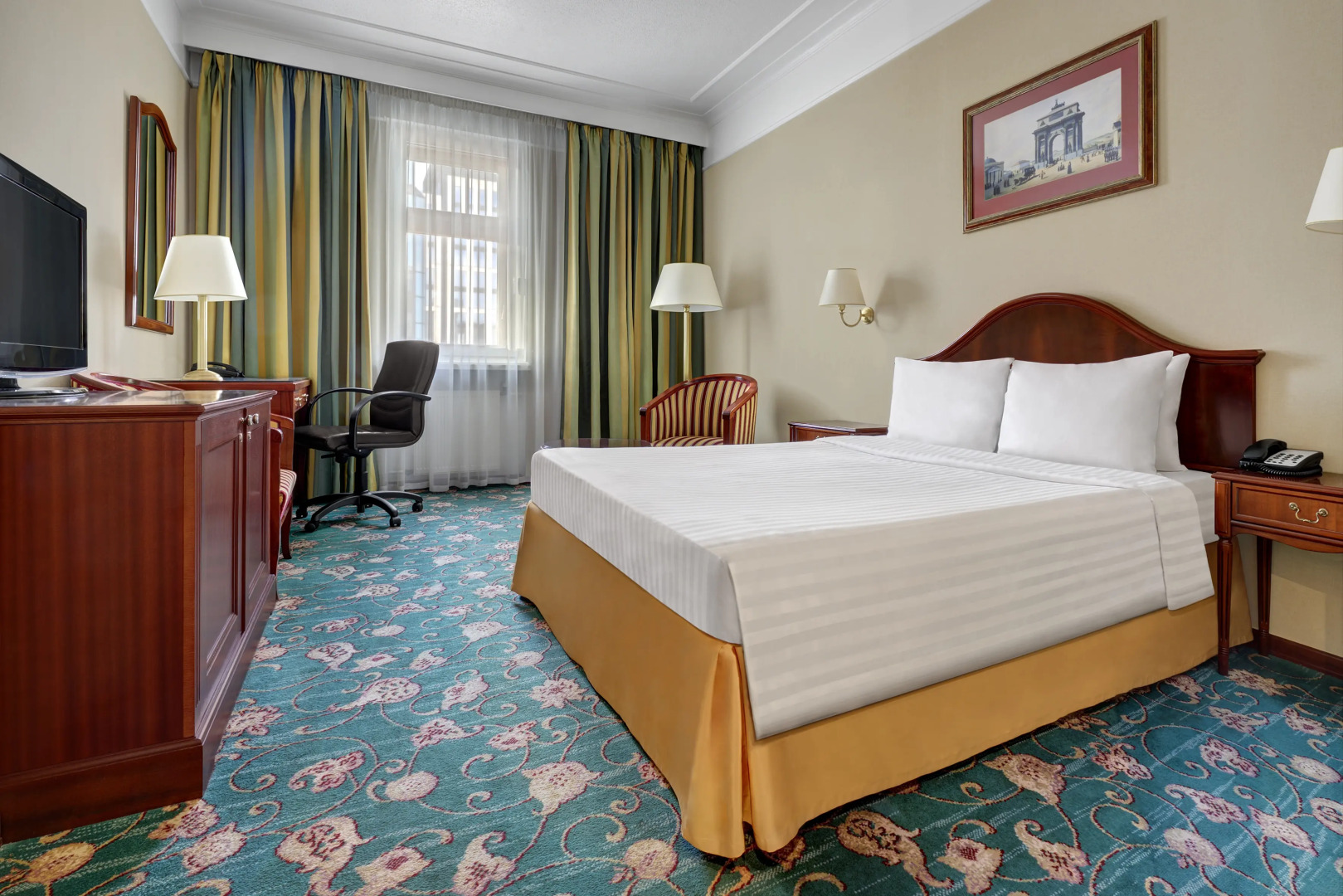 Отель Сафмар Тверская Москва (бывший Марриотт Тверская)