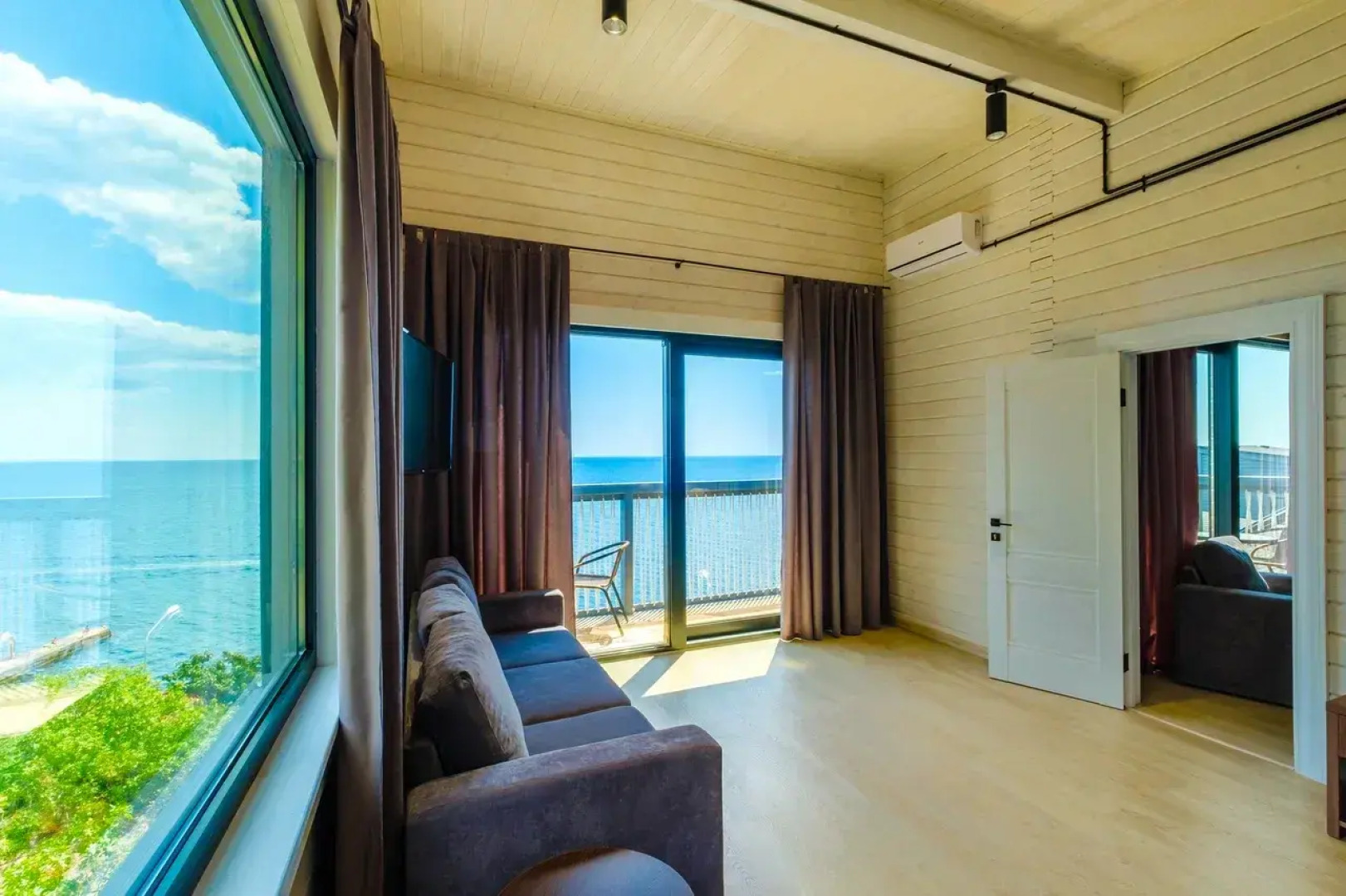 Отель Bungalow Bill