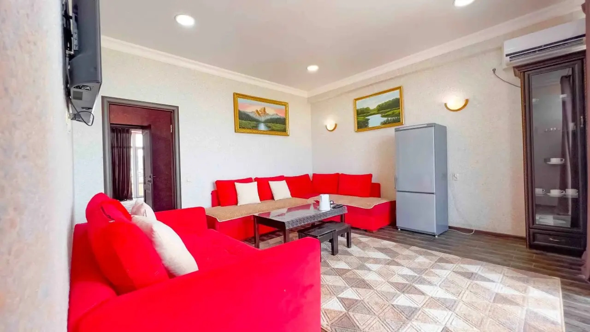 Отель Океан