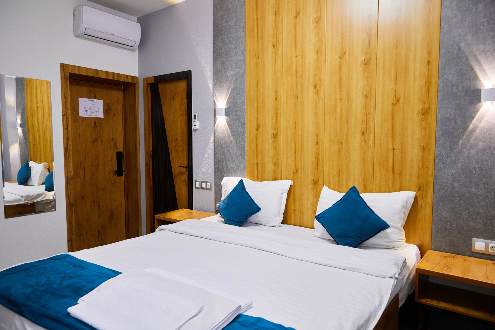 Отель Art plaza