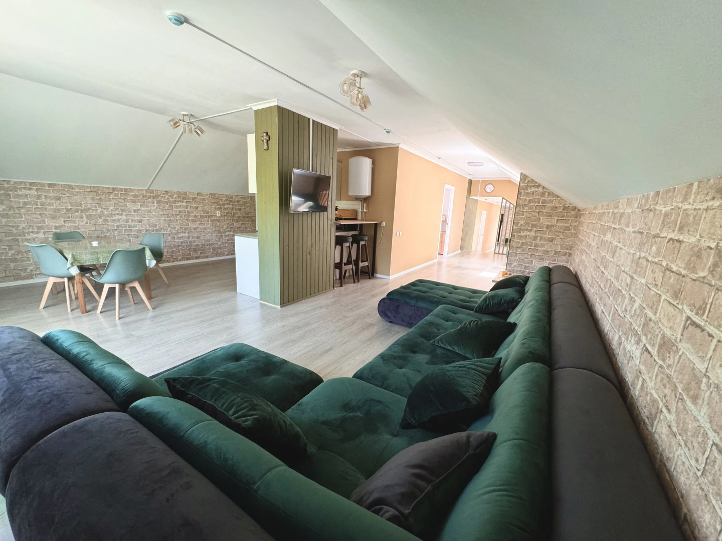 Апартаменты просторные и комфортные у моря до 10 человек в х. Бетта