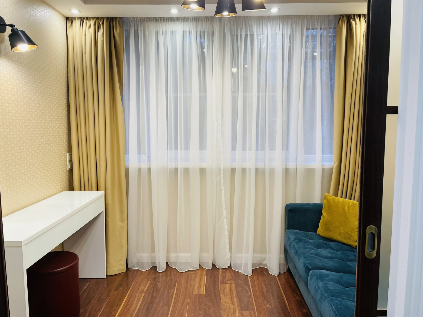 Квартира Уютная в Тихом Центре на Роз 65 10 Минут до Моря