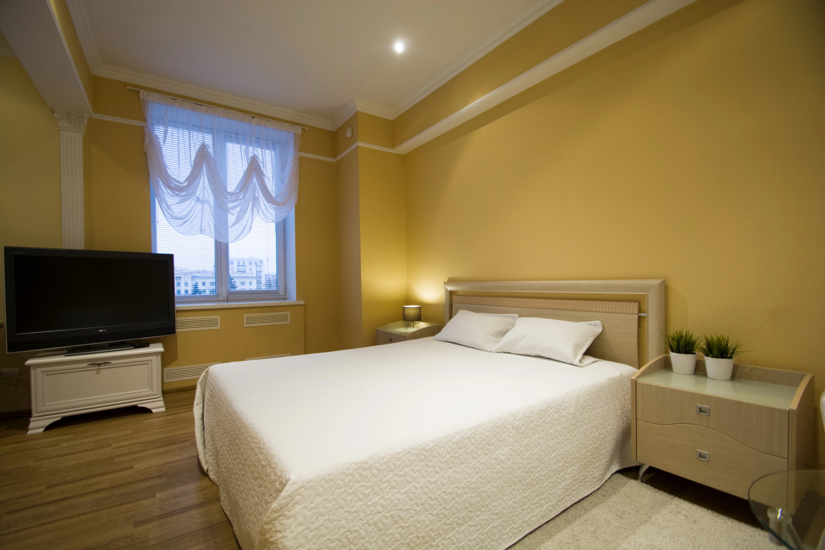 Апартаменты  Aparton на Независимости 33