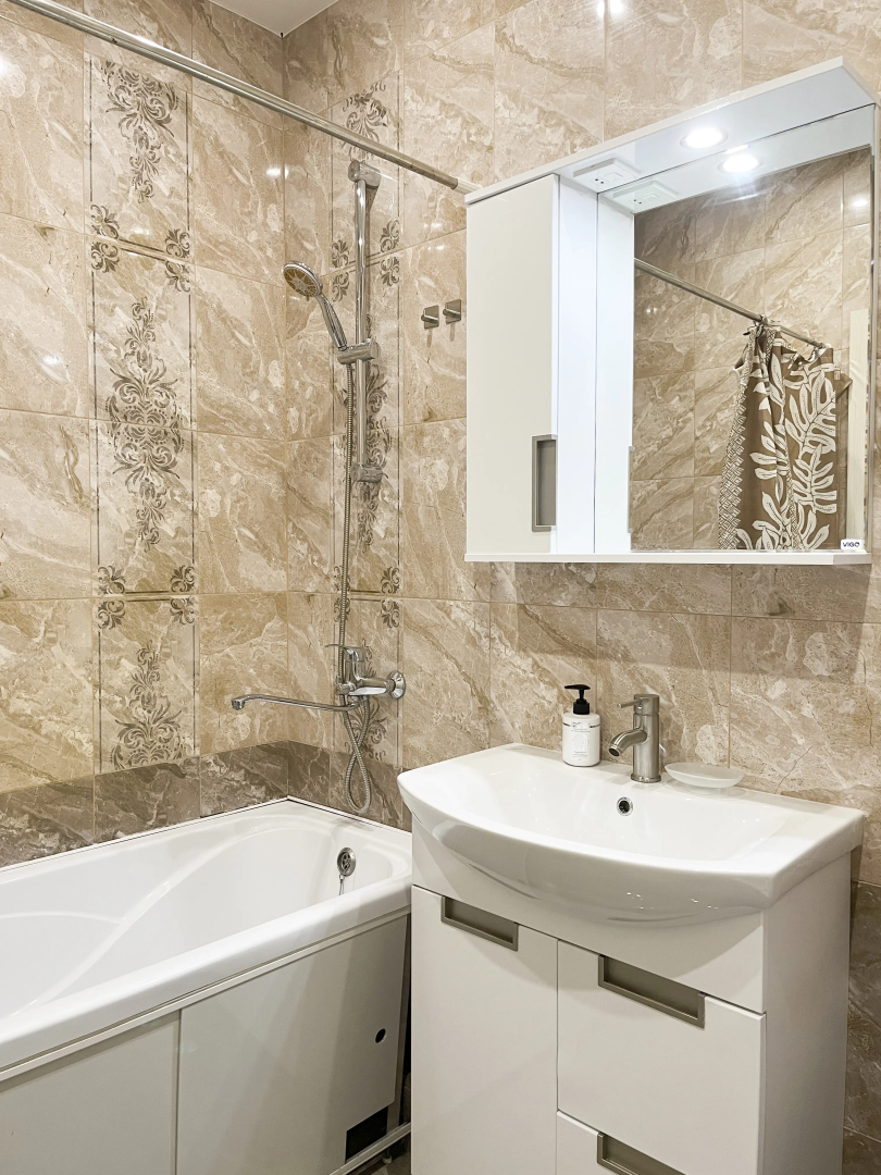 Апартаменты Уютные 1-комнатные на Июльских Днях д. 1 к. 2