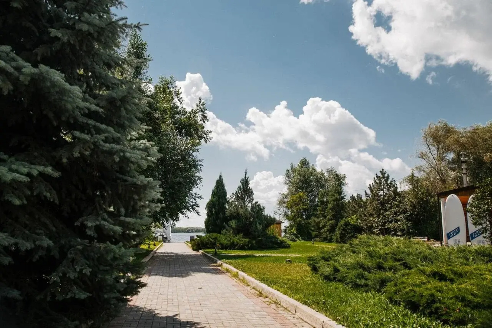 Rezidentsiya Mariya Guest House