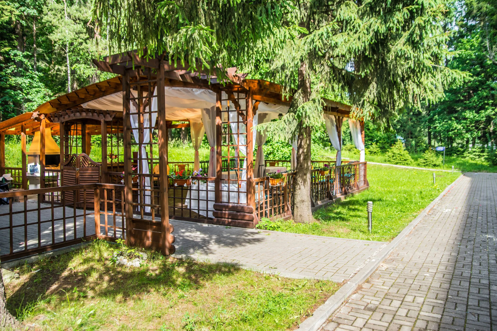 Отель Атлас Парк