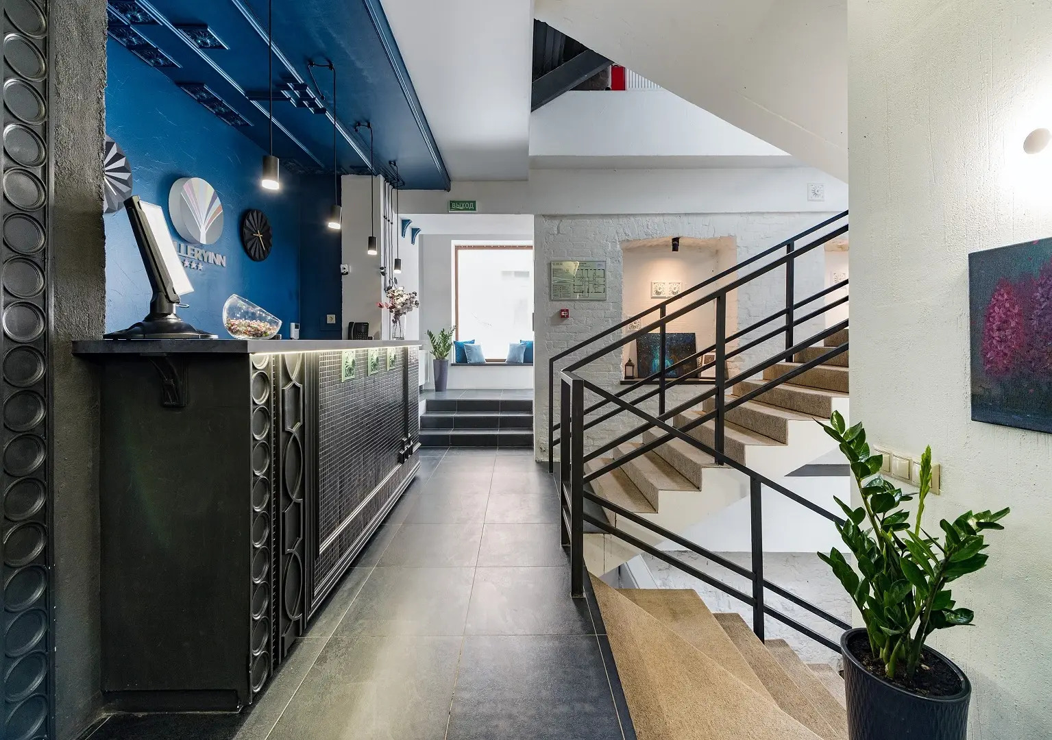 Мини-отель Gallery Inn