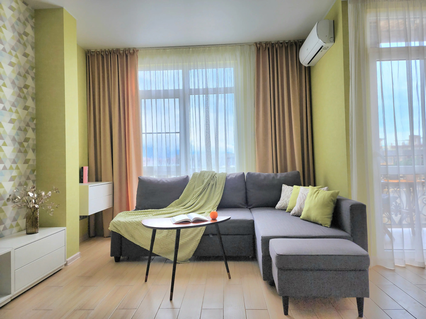 Квартира на Нижнеимеретинской 143