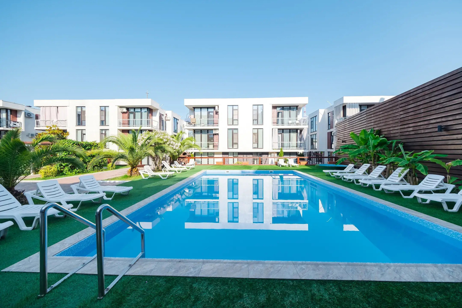 Апартаменты Green Palace 12 С Подогреваемым Бассейном Круглый Год