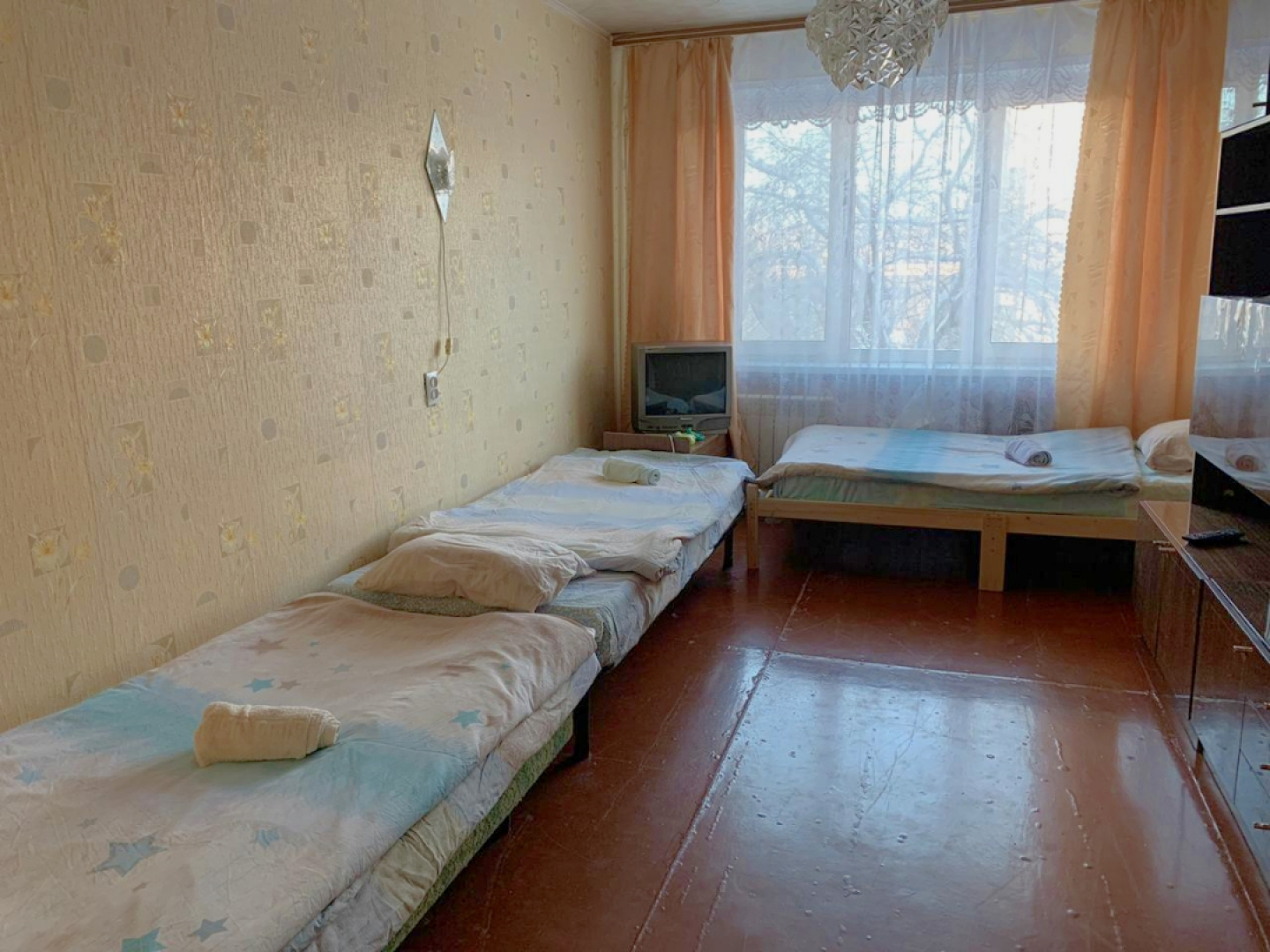 Квартира Большая трехкомнатная для командировочных