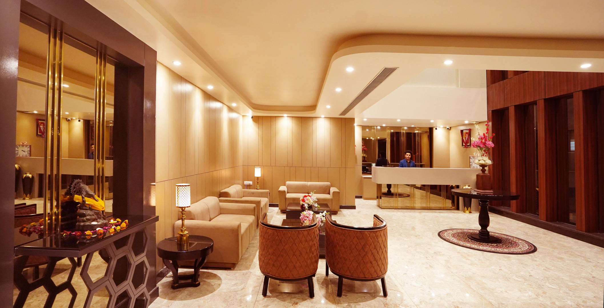 Отель Maplewood Premier