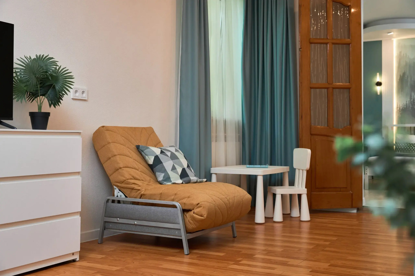 Апартаменты 2х комнатные 5 мин до моря, Скандинавия у моря