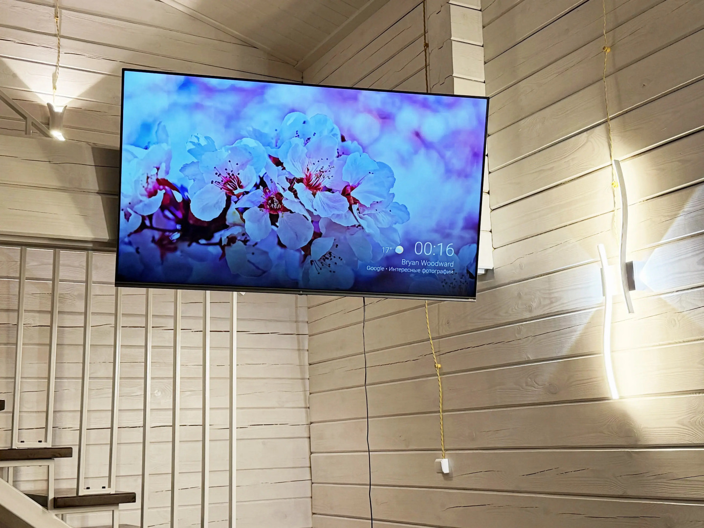 Частный дом Белый и сосны