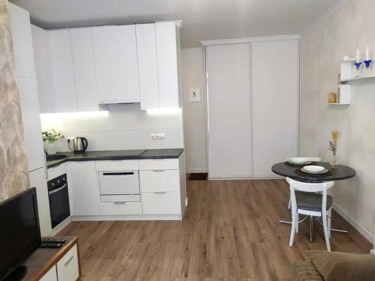 Апартаменты Румер в современном жилом комплексе у ТЦ Дана Молл