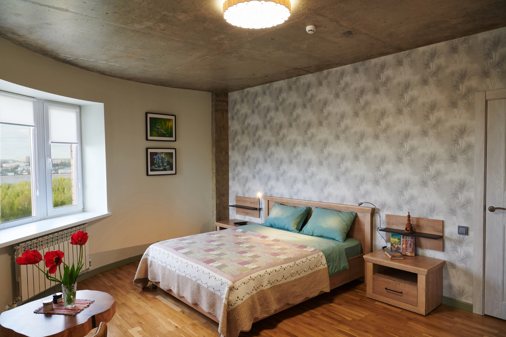 Квартира с Видом на Историческую Часть Костромы и Волгу