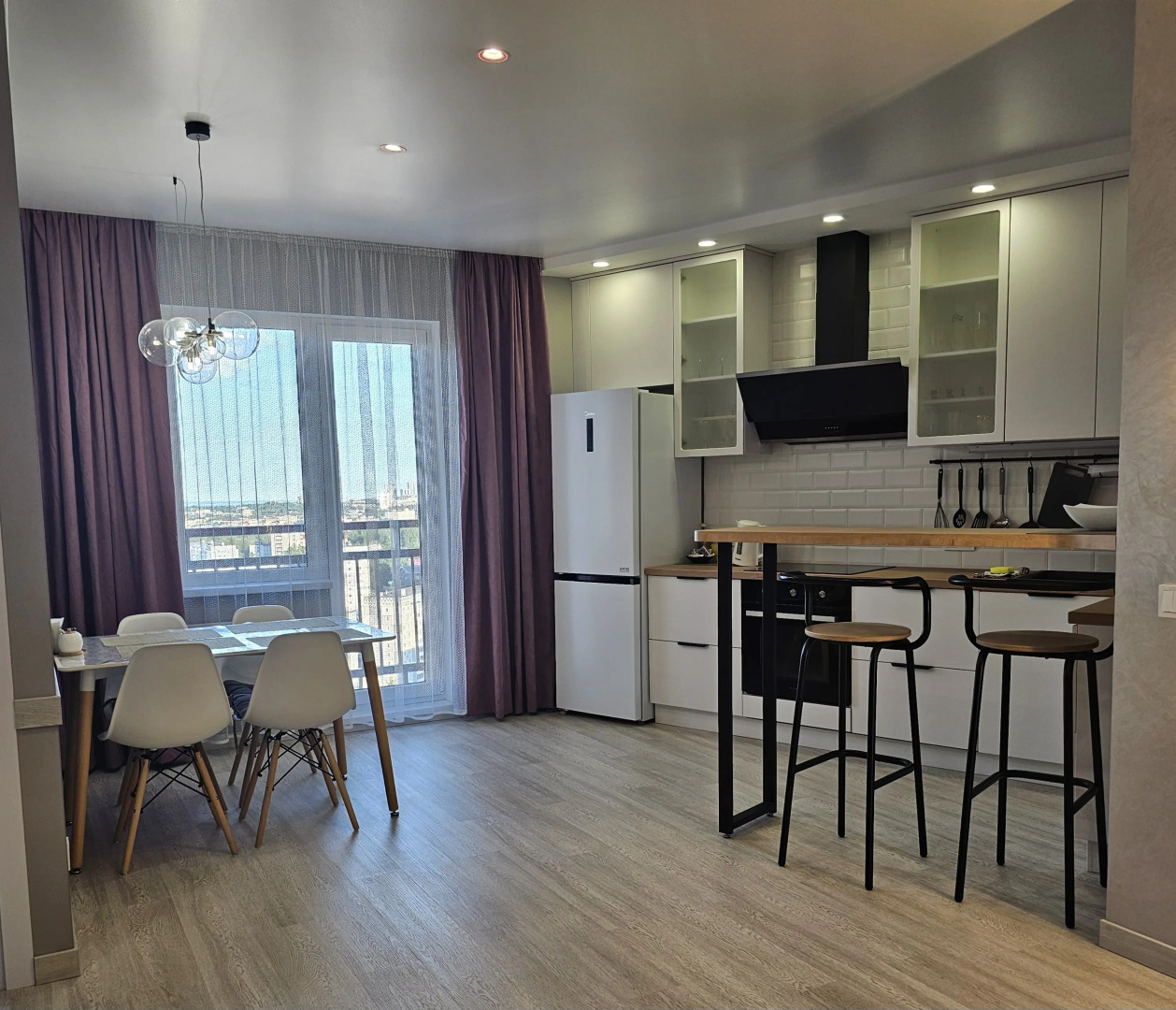 Видовая Двухкомнатная Квартира с Подземным Паркингом