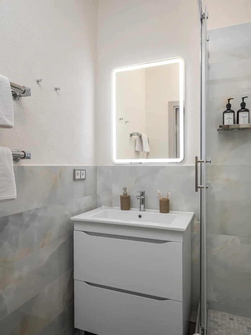 Апартаменты Кварт-Отель, Новый Арбат, 26 (3)