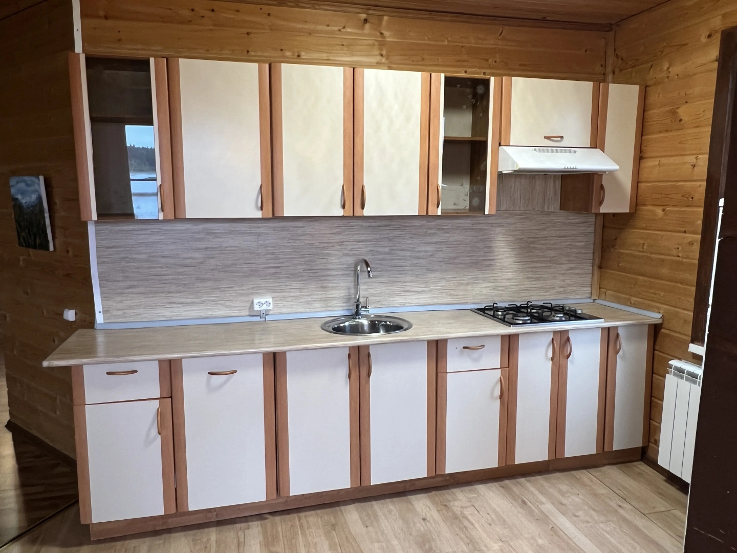 Частный дом в деревне Донцо